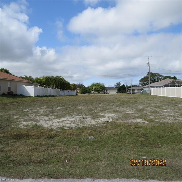4214 SW 9th AVE CAPE CORAL, FL 33914