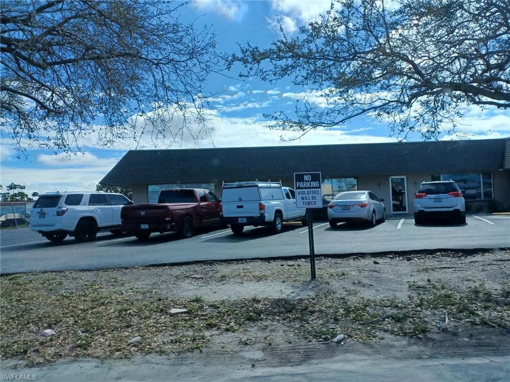 1013 SE 12th AVE 1013B CAPE CORAL, FL 33990