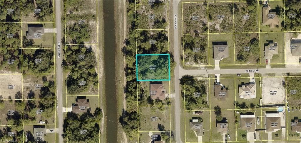 2001 Tena AVE N LEHIGH ACRES, FL 33971
