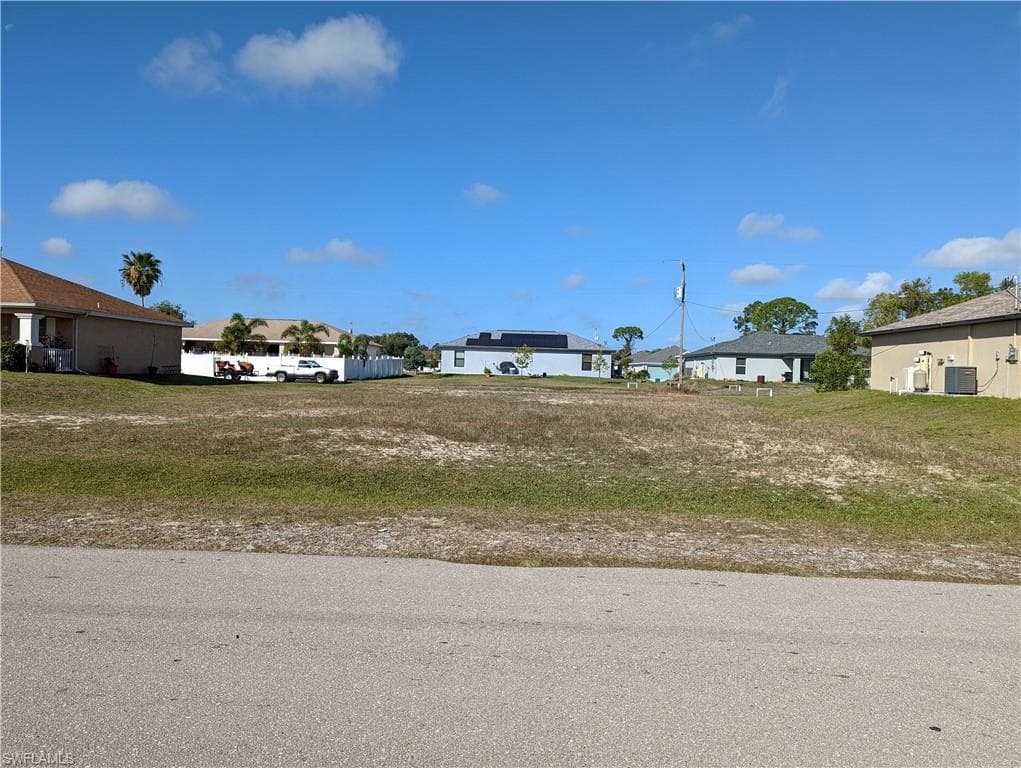3006 NE 7th PL CAPE CORAL, FL 33909
