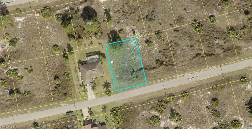 745 Phelps ST E LEHIGH ACRES, FL 33974