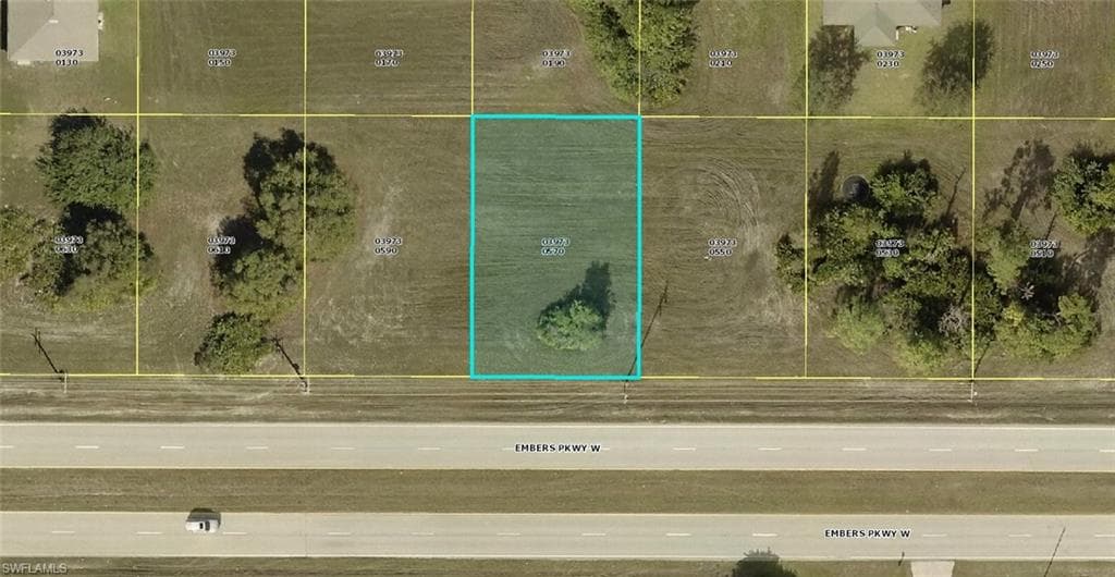 2823 Embers PKY W CAPE CORAL, FL 33993