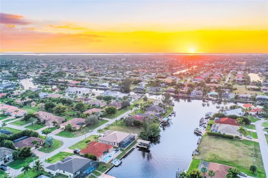 1917 SW 49th TER CAPE CORAL, FL 33914