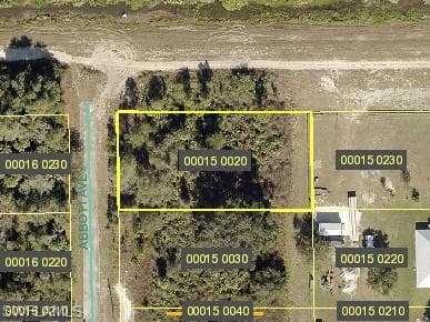 2120 Abbott AVE ALVA, FL 33920