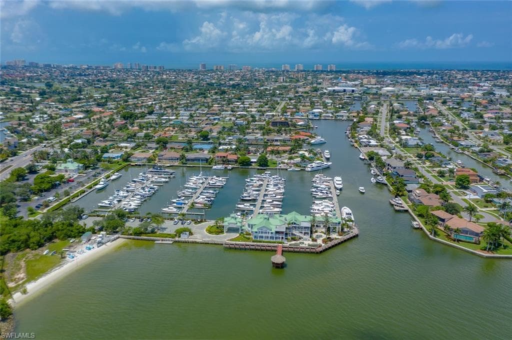 1402 Collier BLVD MARCO ISLAND, FL 34145