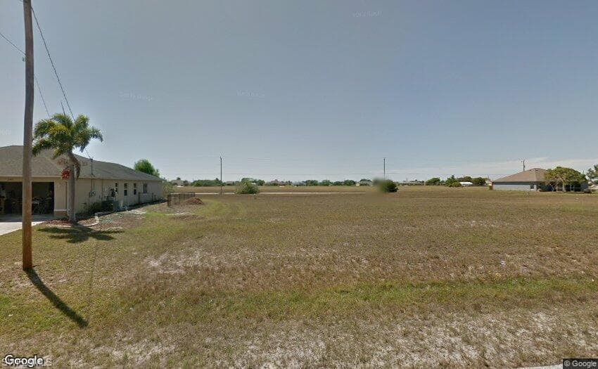 1146 NW 4th AVE CAPE CORAL, FL 33993