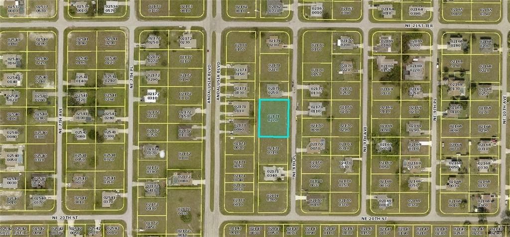 2028 NE 8th PL CAPE CORAL, FL 33909