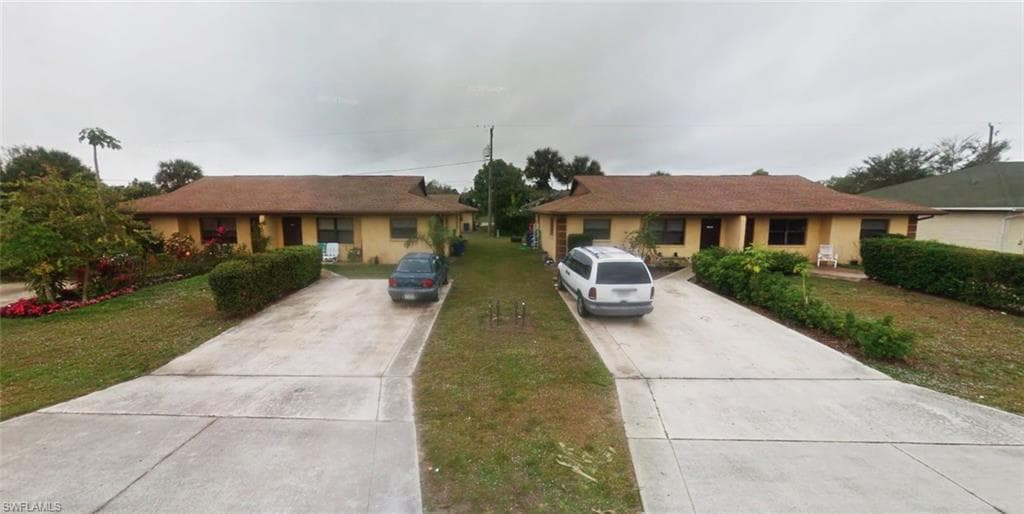 11410/412 Tangerine DR BONITA SPRINGS, FL 34135