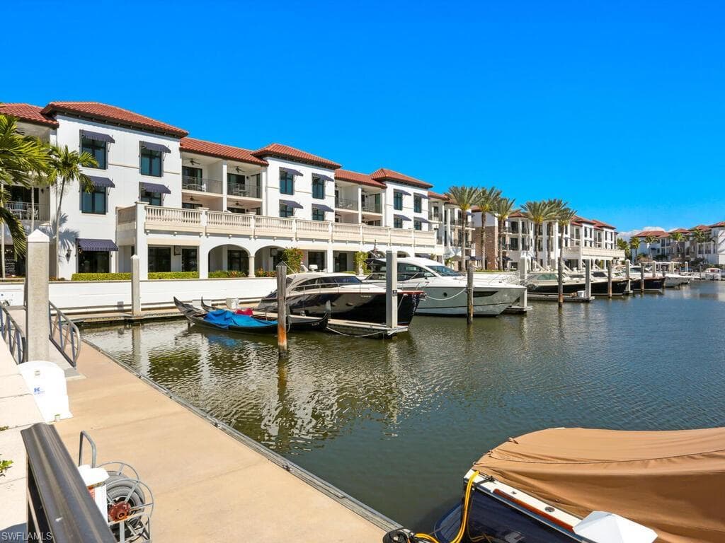 NAPLES, FL 34102