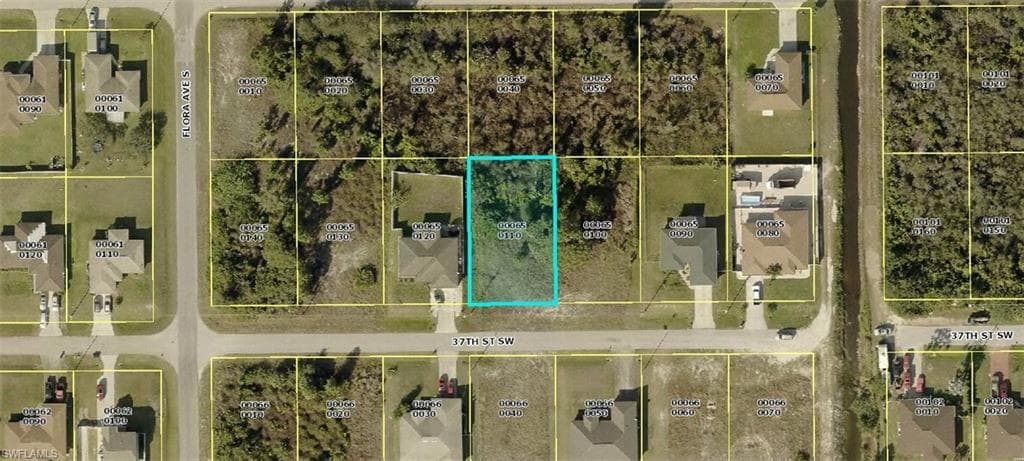 2706 37th ST SW LEHIGH ACRES, FL 33976