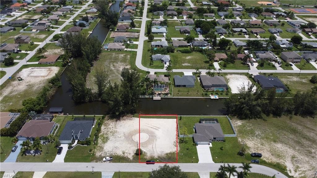 2139 SW 4th CT CAPE CORAL, FL 33991