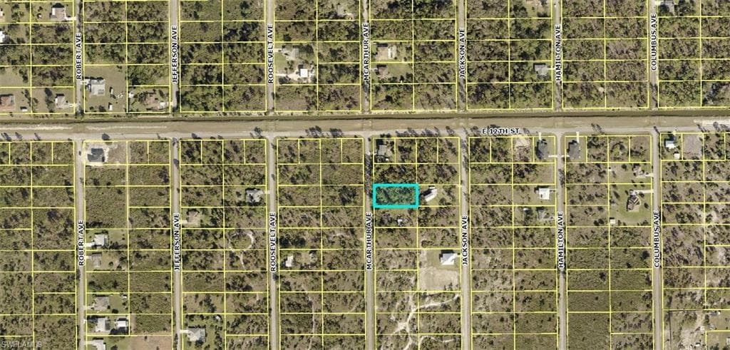 1120 Mcarthur AVE LEHIGH ACRES, FL 33936