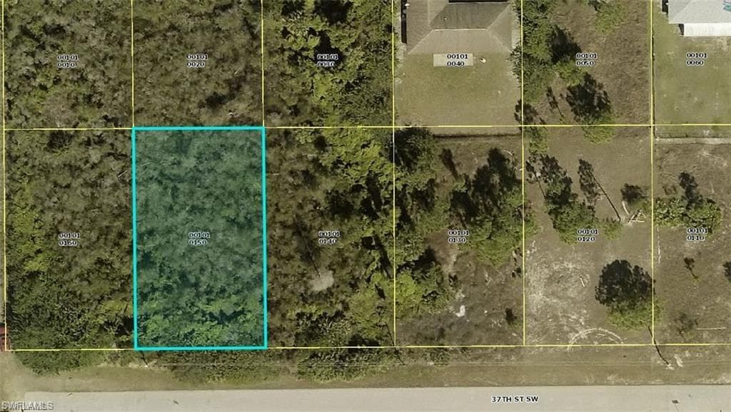 2612 37th ST SW LEHIGH ACRES, FL 33976