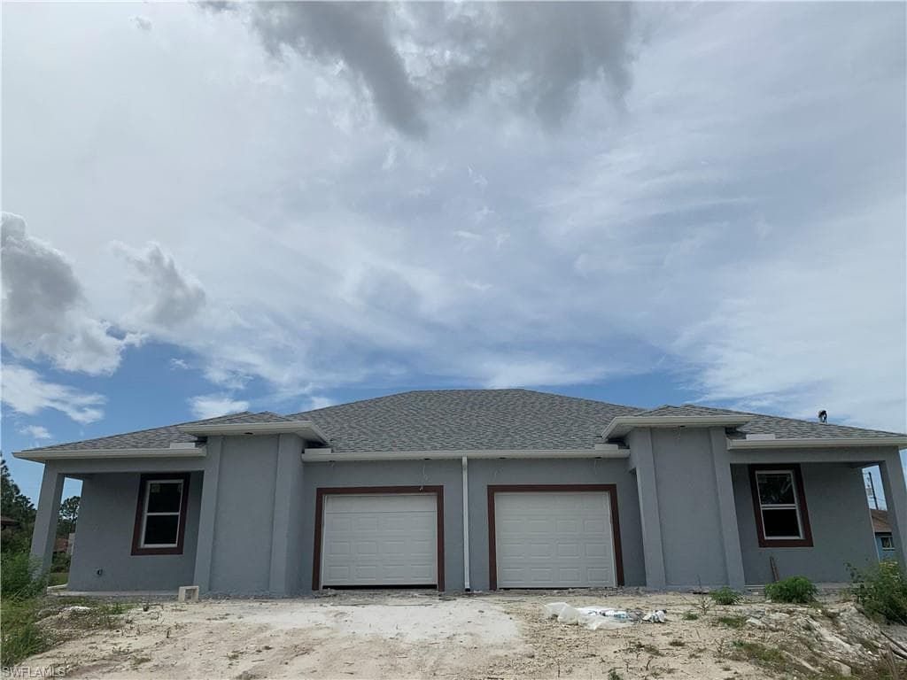 5025/ 5027 Leonard BLVD S LEHIGH ACRES, FL 33973