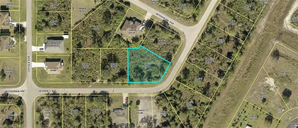 1913 Vesper CT LEHIGH ACRES, FL 33972