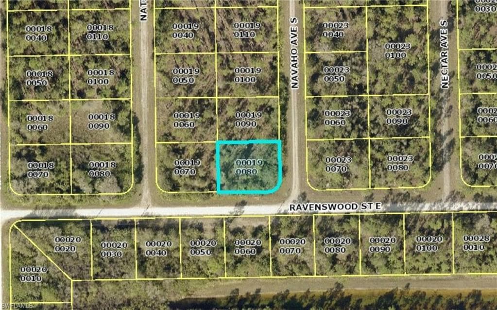 136 Navaho AVE S LEHIGH ACRES, FL 33974