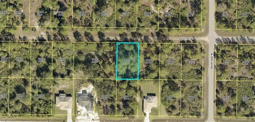 3307 41st ST W LEHIGH ACRES, FL 33971