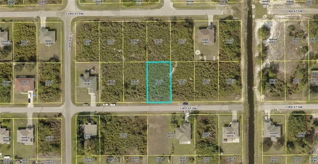 2706 33rd ST SW LEHIGH ACRES, FL 33976