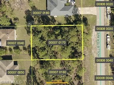 914 Hollister AVE LEHIGH ACRES, FL 33974