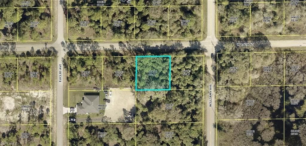 1103 W 14th ST LEHIGH ACRES, FL 33972