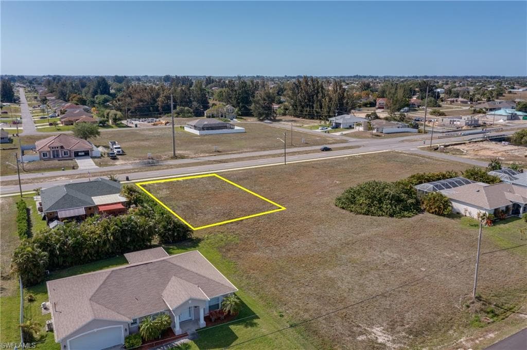 137 Chiquita BLVD S CAPE CORAL, FL 33991