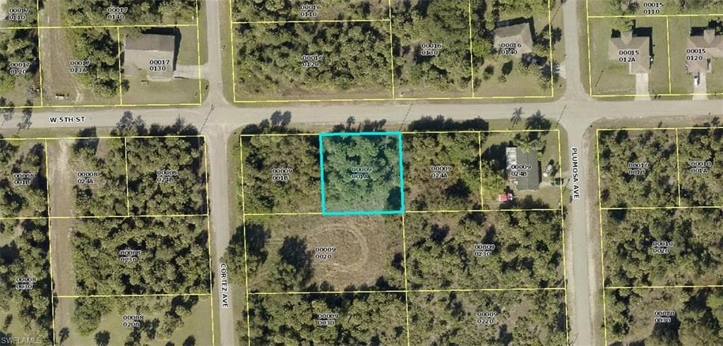 205 W 5th ST LEHIGH ACRES, FL 33972