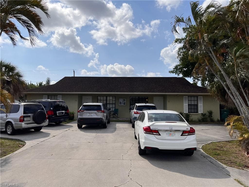 2557 55th TER SW NAPLES, FL 34116