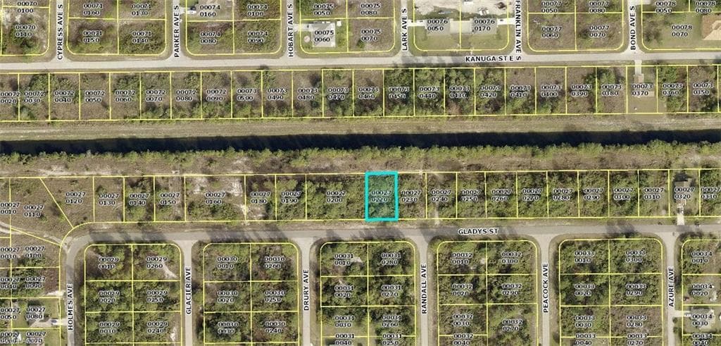 1027 Gladys ST LEHIGH ACRES, FL 33974