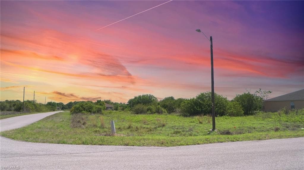 340 Pomona ST LEHIGH ACRES, FL 33974
