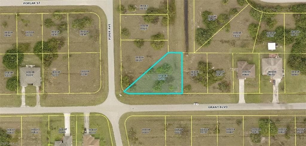 401 Grant BLVD LEHIGH ACRES, FL 33974
