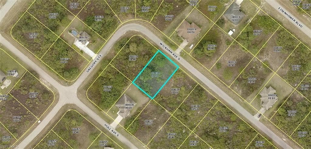 410 Wickham AVE S LEHIGH ACRES, FL 33974