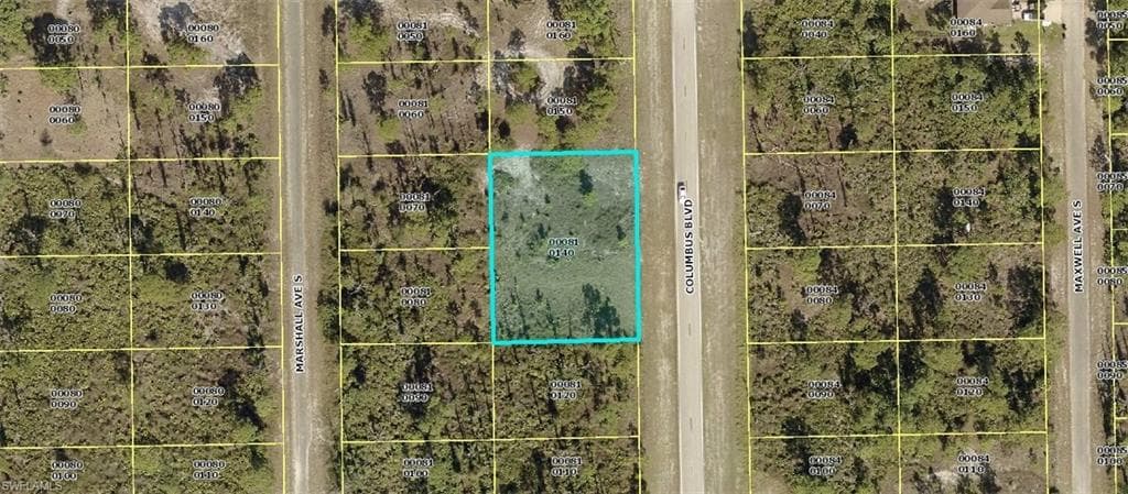 1052 Columbus BLVD S LEHIGH ACRES, FL 33974