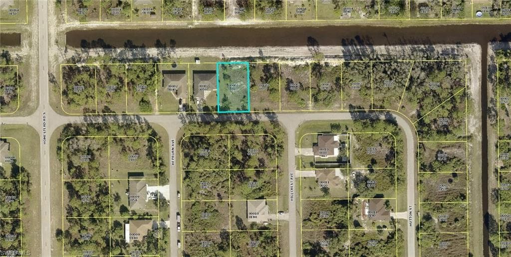 613 Hutton ST LEHIGH ACRES, FL 33974