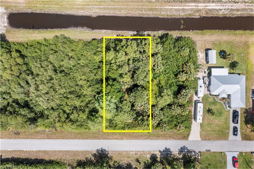 3856 Highlight ST FORT MYERS, FL 33905