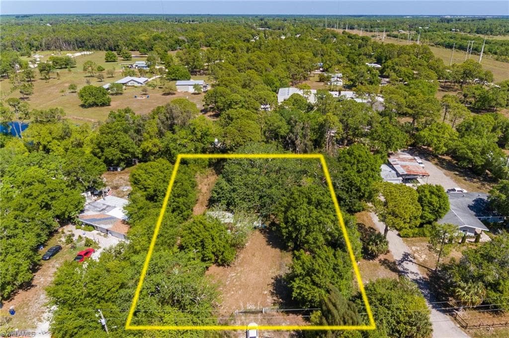 10871 Aqua Vista LN NORTH FORT MYERS, FL 33917