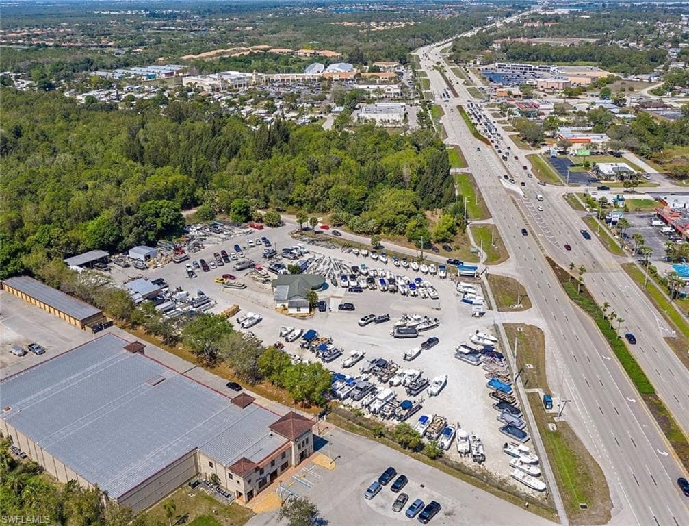 19300 Tamiami TRL FORT MYERS, FL 33908