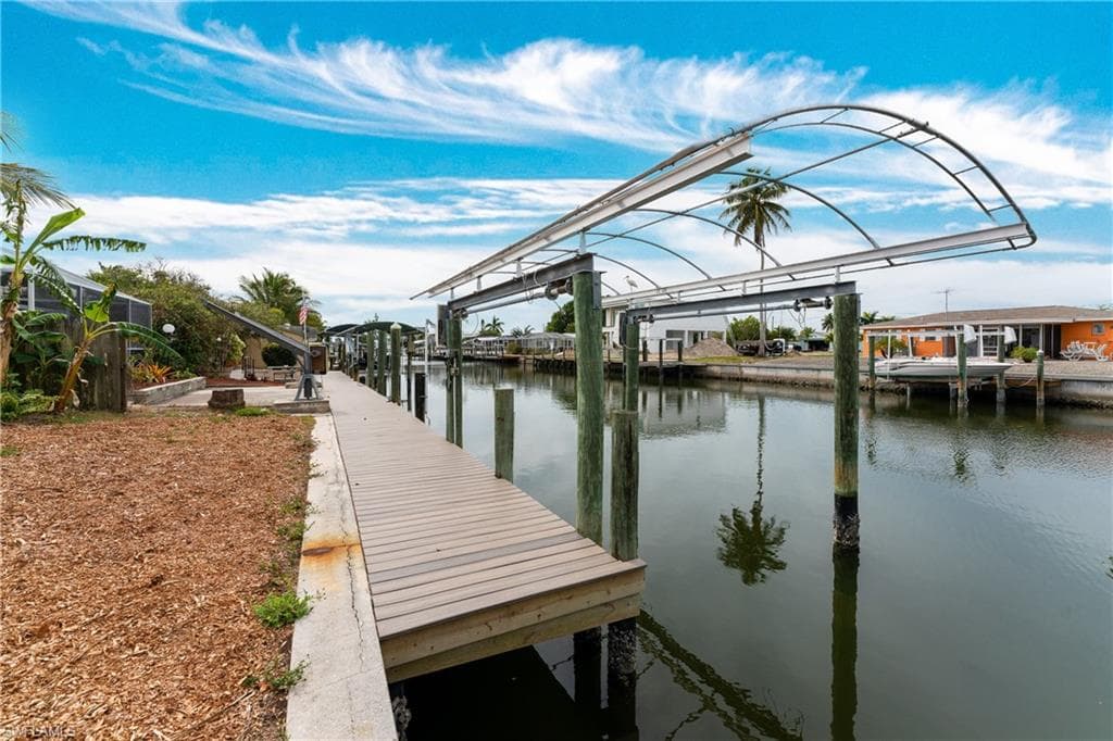 2355 Date ST ST. JAMES CITY, FL 33956