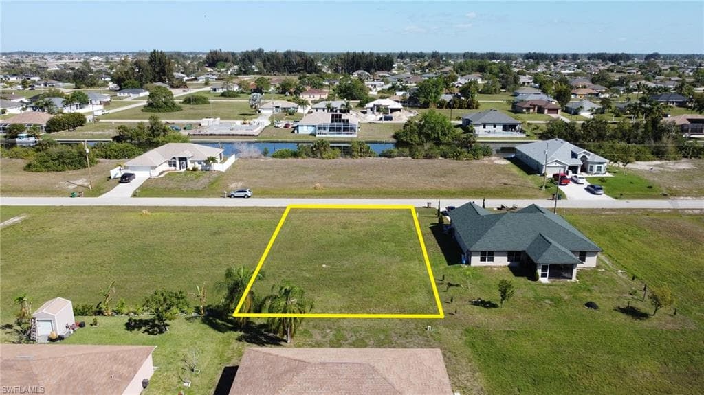 2808 NW 3rd TER CAPE CORAL, FL 33993