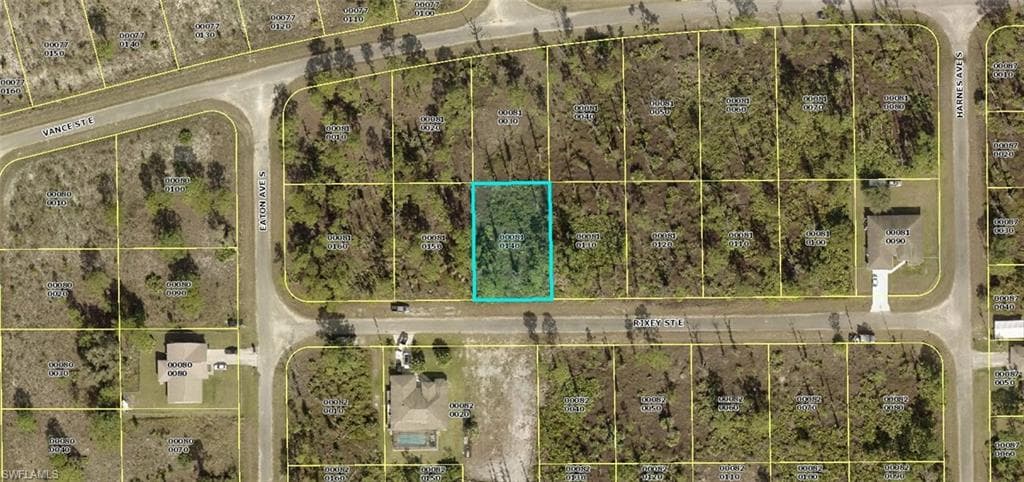 827 Rixey ST E LEHIGH ACRES, FL 33974