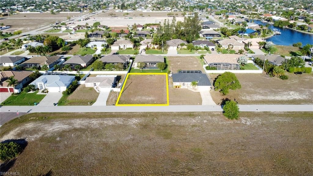 4122 SW 19th AVE CAPE CORAL, FL 33914