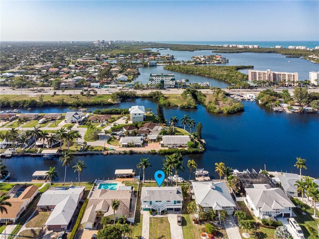 4861 Regal DR BONITA SPRINGS, FL 34134
