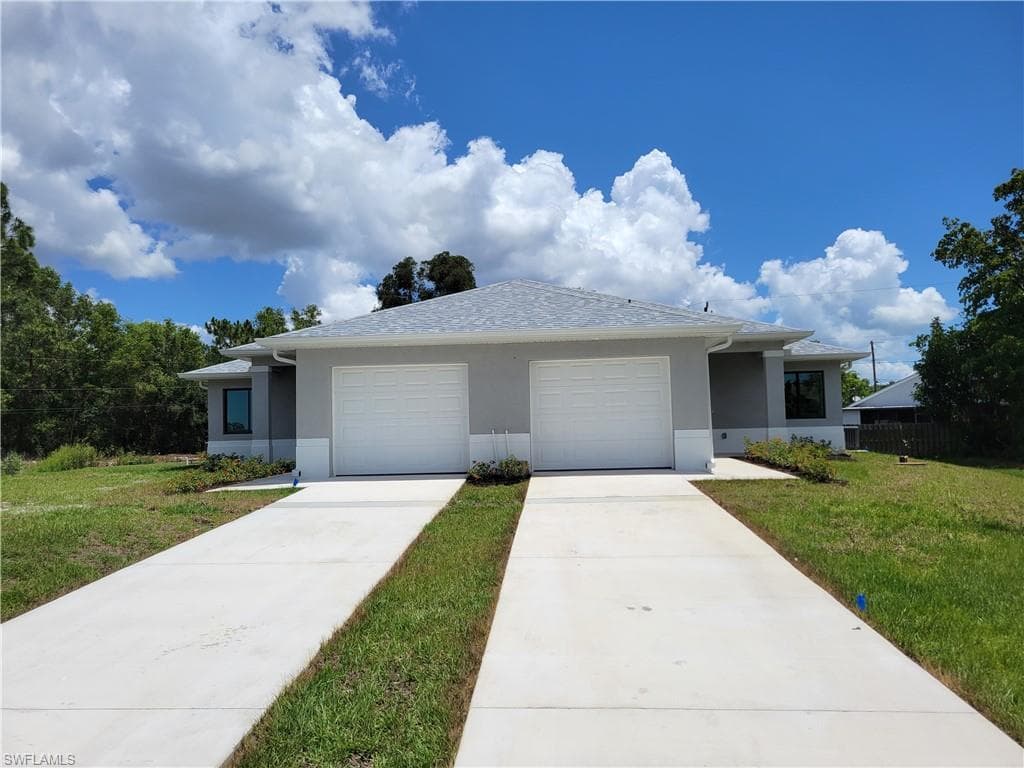 7632/7636 Carrier RD FORT MYERS, FL 33967