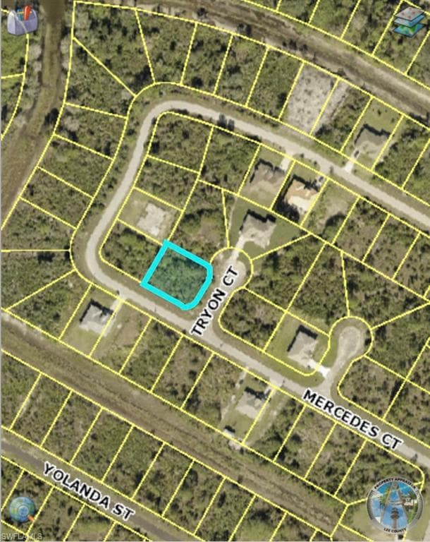 1927 Tryon CT LEHIGH ACRES, FL 33972