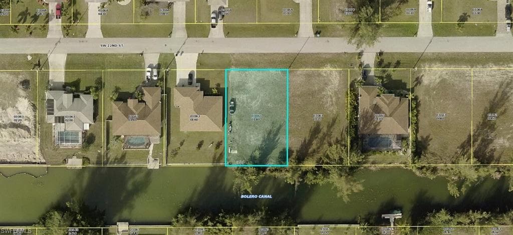 610 SW 22nd ST CAPE CORAL, FL 33991