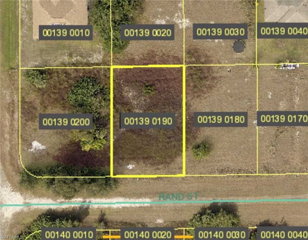 463 Rand ST LEHIGH ACRES, FL 33974