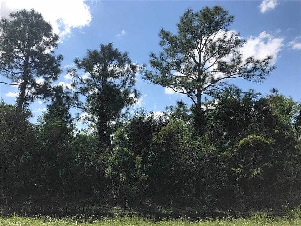 3740 39th AVE NE NAPLES, FL 34120
