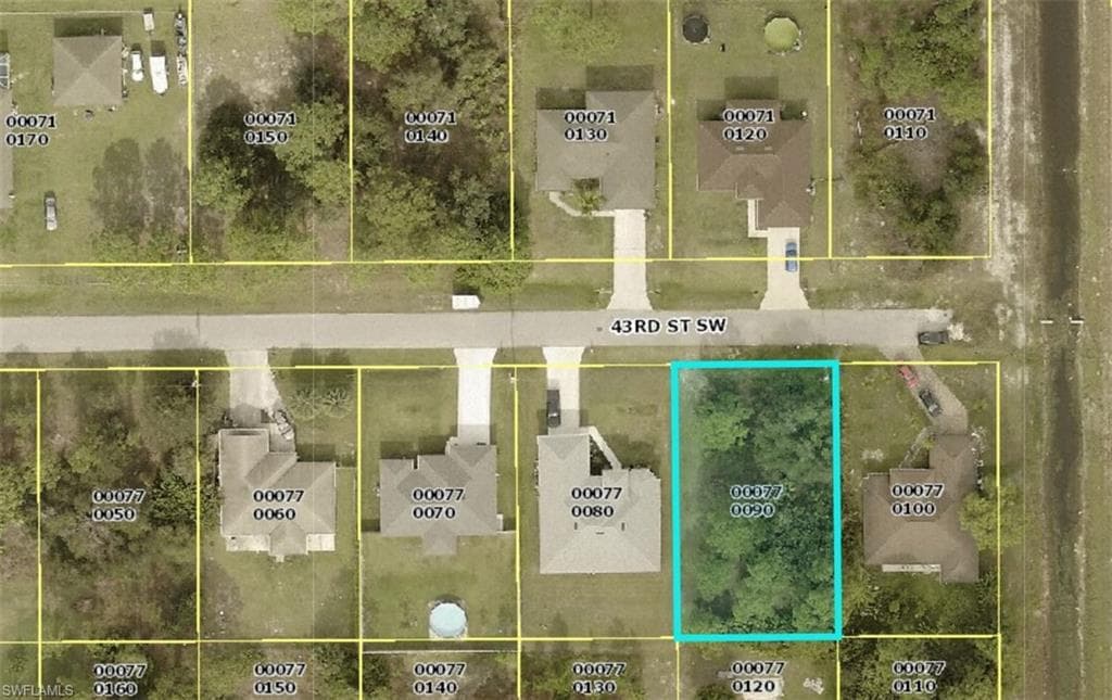 2803 43rd ST SW LEHIGH ACRES, FL 33976