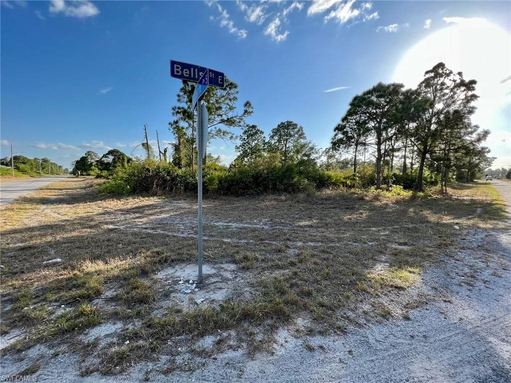 1078 Bells ST E LEHIGH ACRES, FL 33974
