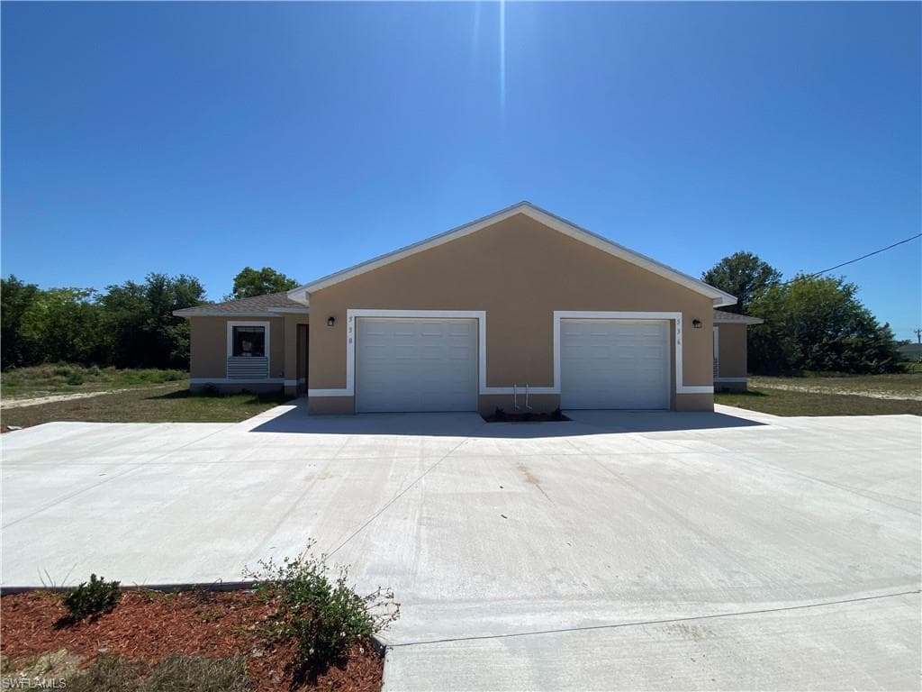 536 SE 6th TER CAPE CORAL, FL 33990