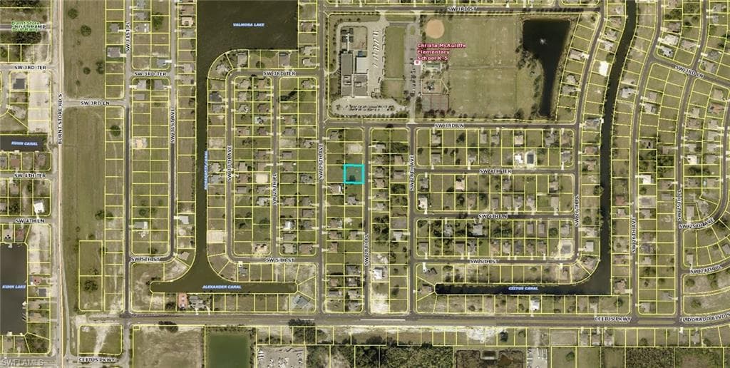 400 SW 28th PL CAPE CORAL, FL 33991